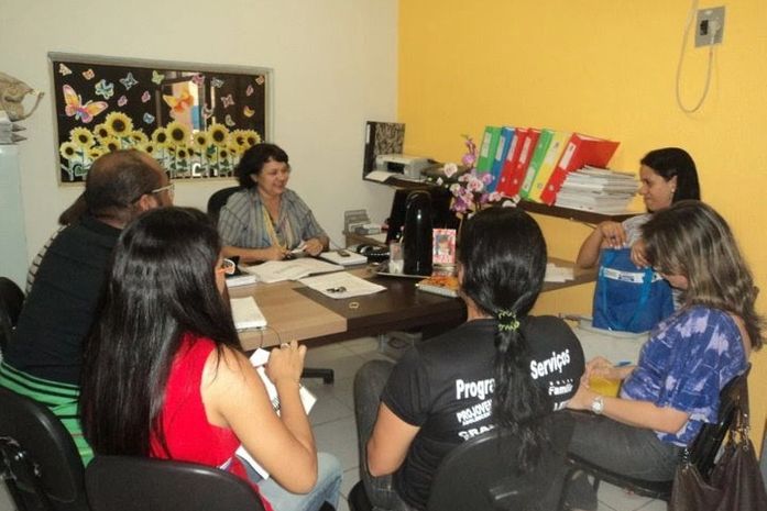 Édila Canuto discute melhorias para Assistencia Social em Palmeira