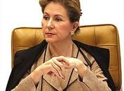 Dilma decreta aposentaria de Ellen Gracie