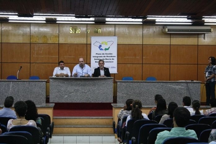 Municípios do São Francisco ganham Plano de Resíduos Sólidos