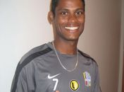 Fágner com a camisa do Mosta FC