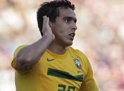 Meia Jadson pode reforçar o Arsenal.