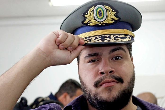 Tiago Abravanel atuou em 'Amor e Revolução', no SBT