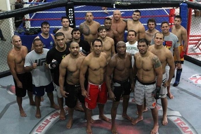 Team Nogueira.