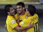 Alagoano marca, Brasil vence Espanha nos pênaltis e está na semi do mundial