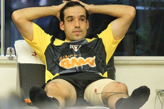 Chateado com São Paulo, Ilsinho confirma acerto com Internacional