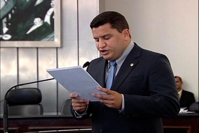 Marquinhos Madeira cobra preenchimento de vagas de defensores públicos em Alagoas
