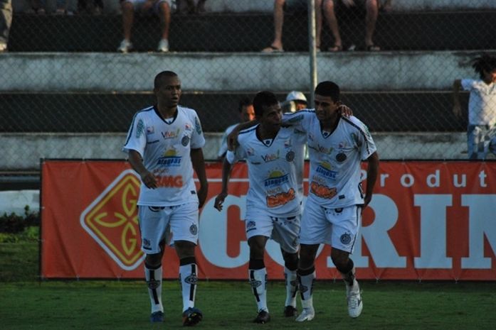 ASA vence o Bragantino por 2 a 1.