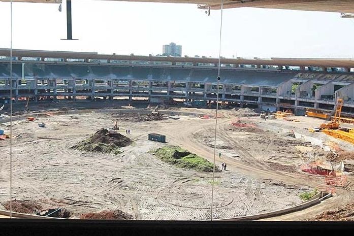 Após 19 dias de greve, obras no Maracanã são retomadas