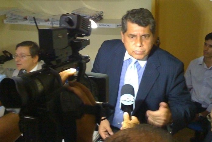 promotor do Ministério Público, Alberto Tenório