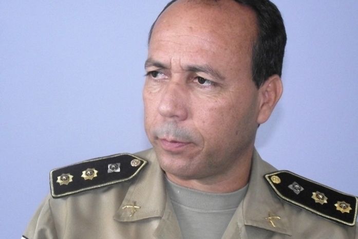 Coronel, Néuton Boia