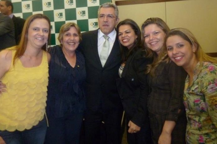 Célia Rocha comparece a posse da nova diretoria do CONASEMS