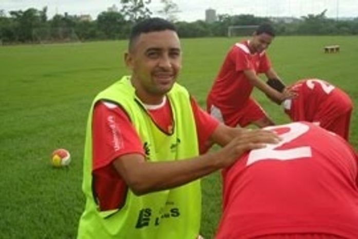 ASA empresta jogadores e contrata lateral