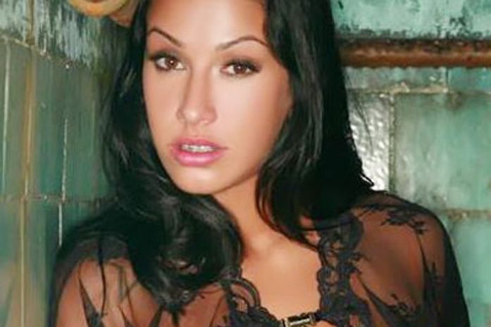 Ex-Panicat Dani Bolina promete revelar armações do 'Pânico'