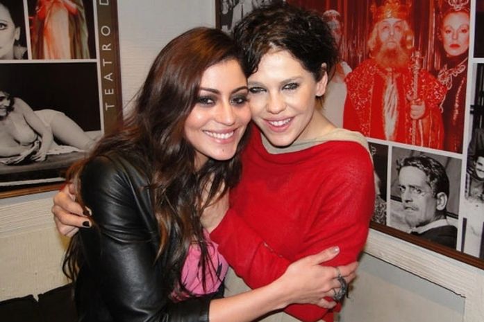 Carol Castro assiste a Bárbara Paz no teatro e elogia: "Diva"