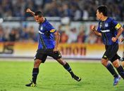 Com dois passes de Afonso, Gamba Osaka goleia fora e assume liderança