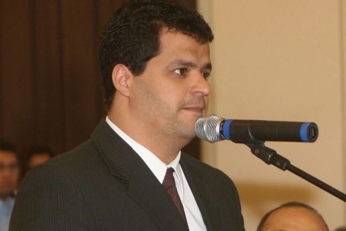 MP pede que ex-deputado devolva quase R$ 400 mil aos cofres públicos