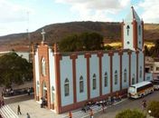 Absurdo: Grupo assalta paróquia, amarra padre e leva mais de R$ 4 mil