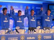 Ronaldinho aconselha Ganso e Lucas a deixarem o Brasil