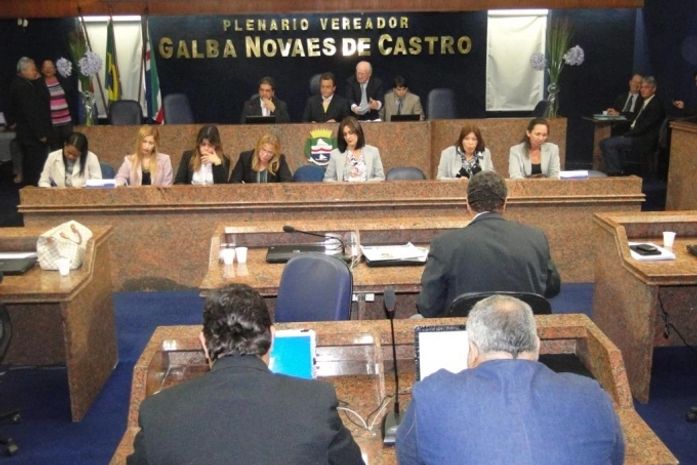 TRE analisa ação sobre aumento de vereadores