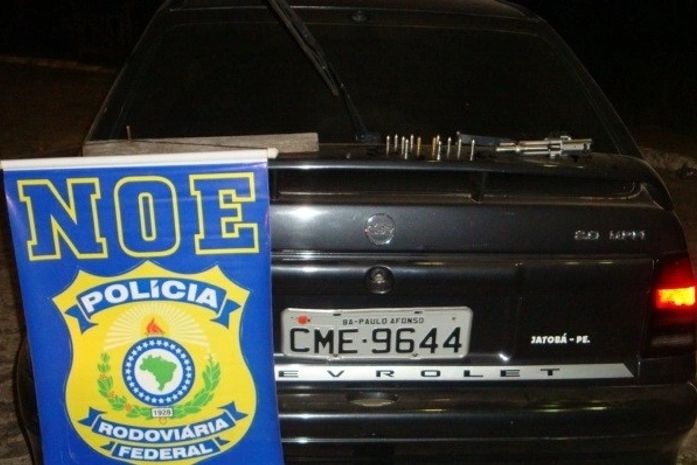 PRF combate tráfico de drogas e de armas no sertão de Alagoas