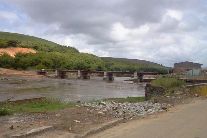 Ponte sobre o rio Mundau em Branquinha