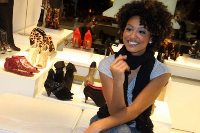 Sheron Menezzes e Leilah Moreno trocam de papéis em novela, diz jornal