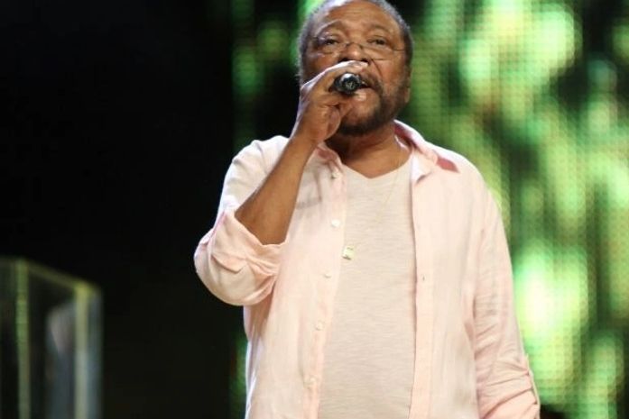 Martinho da Vila lança livro na Bienal do Rio de Janeiro