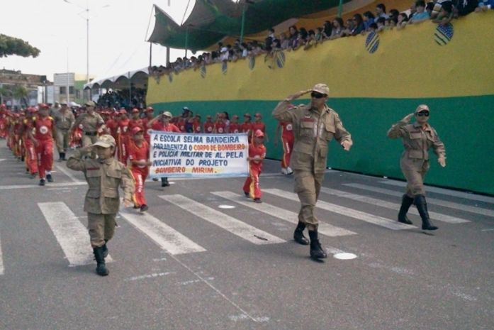 Apresentação dos Bombeiros