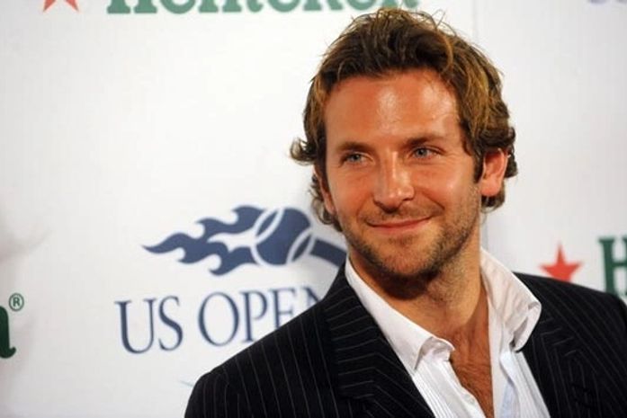 Bradley Cooper é eleito o homem do ano pela revista 'GQ'