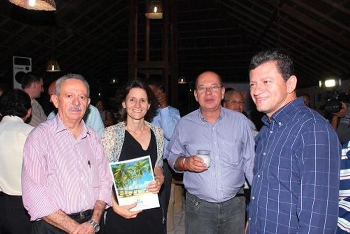 Senador Benedito de Lira prestigia Festival da Lagosta de Maragogi