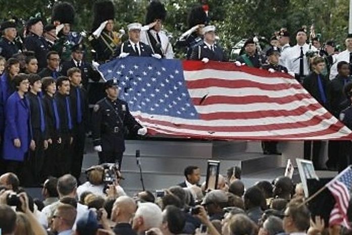 Barack Obama cita Deus e Irã reafirma que 11/9 foi teatro americano