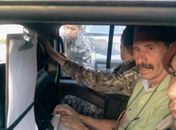 Ex-Coronel Cavalcante saindo da Central de Polícia