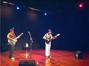 No violão de arte Júlio Souza e o cantor e compositor Maciel Melo