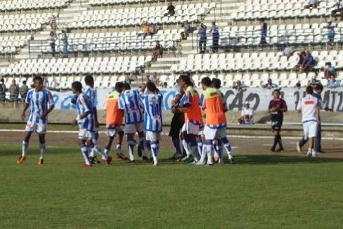 CSA venceu o Sete de Setembro pro 2 a 0.