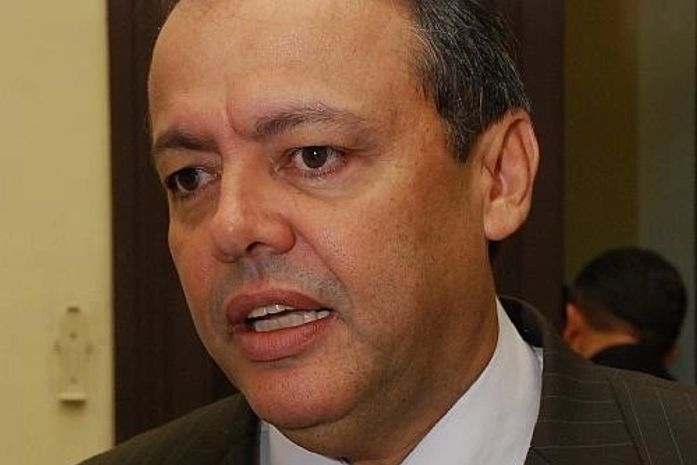 Ex-deputado M.Ferreira aponta receita para mudar Santana do Ipanema