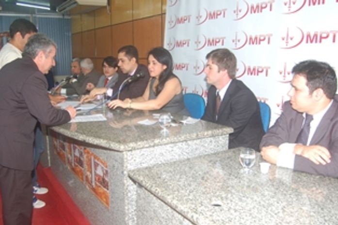 Audiência discutiu situação de matadouros