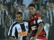Ronaldinho marca, mas Fla empata com Atlético-MG e mantém jejum