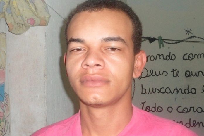 Flávio dos Santos, 21