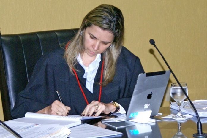 Medida Cautelar do Tribunal de Contas suspende concurso público em Atalaia