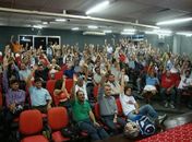 Bancários devem aprovar fim da greve em assembleias nesta segunda