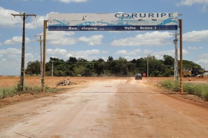 Transporte escolar de Coruripe deixa de circular por falta de combustível