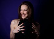 Claudia Raia será prostituta na peça "Cabaret"