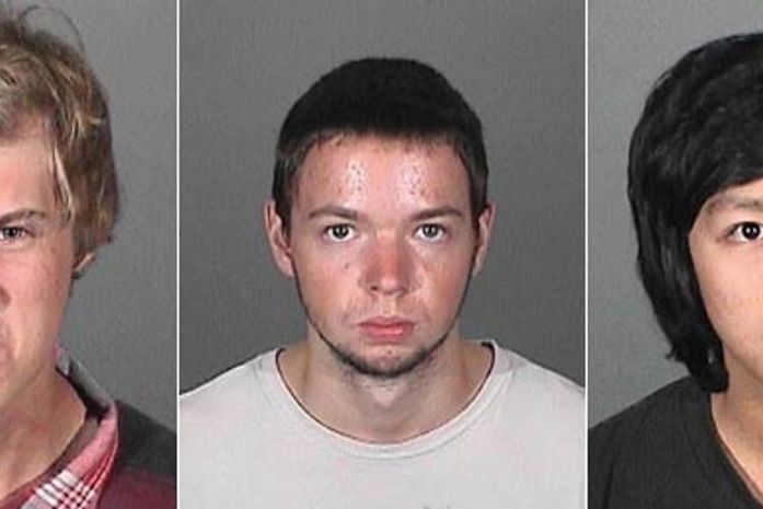 Trio desastrado é preso ao tentar roubar caixas de cerveja