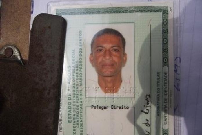 Homofobia: Homem é assassinado e tem corpo mutilado em terreno baldio