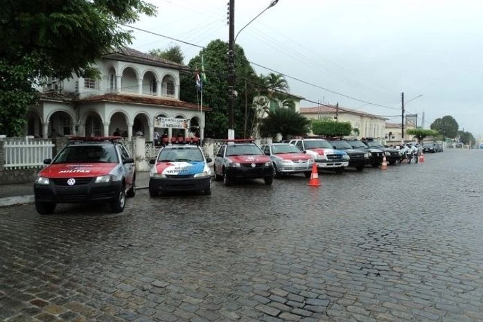 Viaturas do 11º BPM