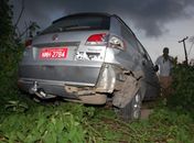 Caminhões causam dois acidentes no Litoral Sul. Três ficaram feridos