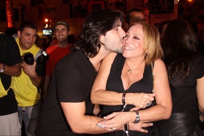 Susana Vieira: "Shakira terá o prazer de me ter em seu show"