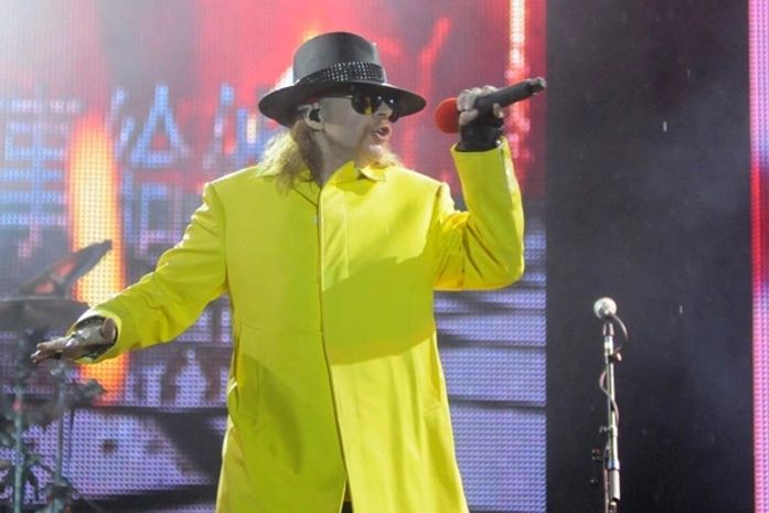 Axl Rose trabalha em novo álbum do Guns N' Roses