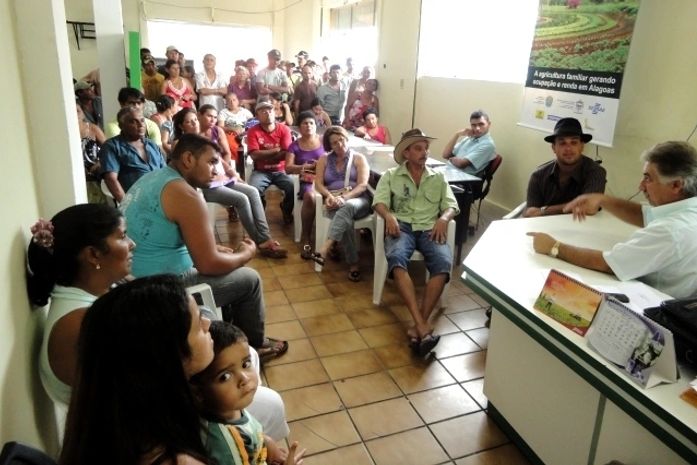 Feirantes aprovam mudança da feira livre em Mata Grande