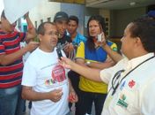 Funcionários dos Correios e bancários fazem apitaço em Arapiraca